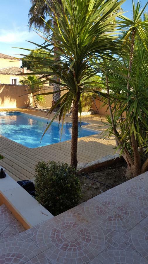 Maison Les Pins Aigues-Mortes Exterior foto